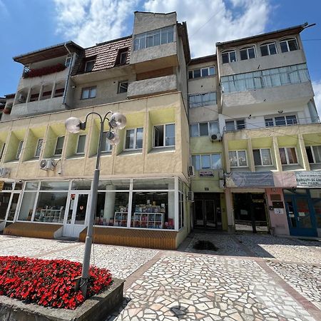 Apartament Centru Râmnicu Vâlcea Exteriér fotografie